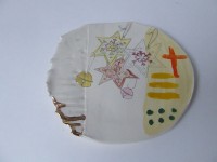 http://www.francesleeceramics.com/files/gimgs/th-4_christmas decorations- small cardboard  plate-web.jpg